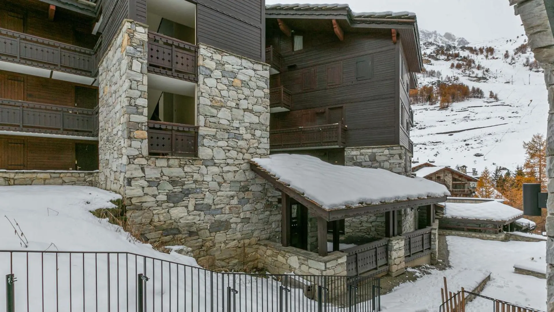 Cocon Intime Avec Wifi Et Garage Au Pied Des Pistes - Residence Neuve De Standing - Fr-1-694-338 Val-dʼIsère 0*,  Frankrijk